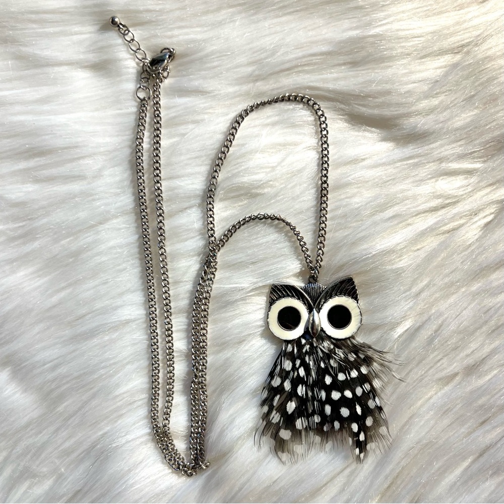 Owl pendant necklace